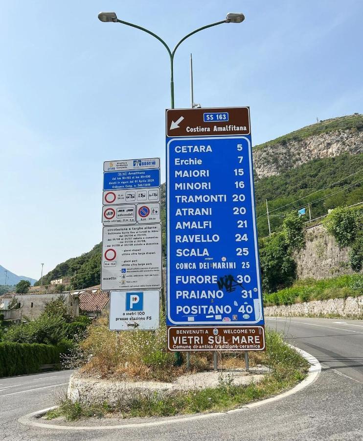 Vietri Casa Vacanze Smeralda Amalfi Coast מראה חיצוני תמונה