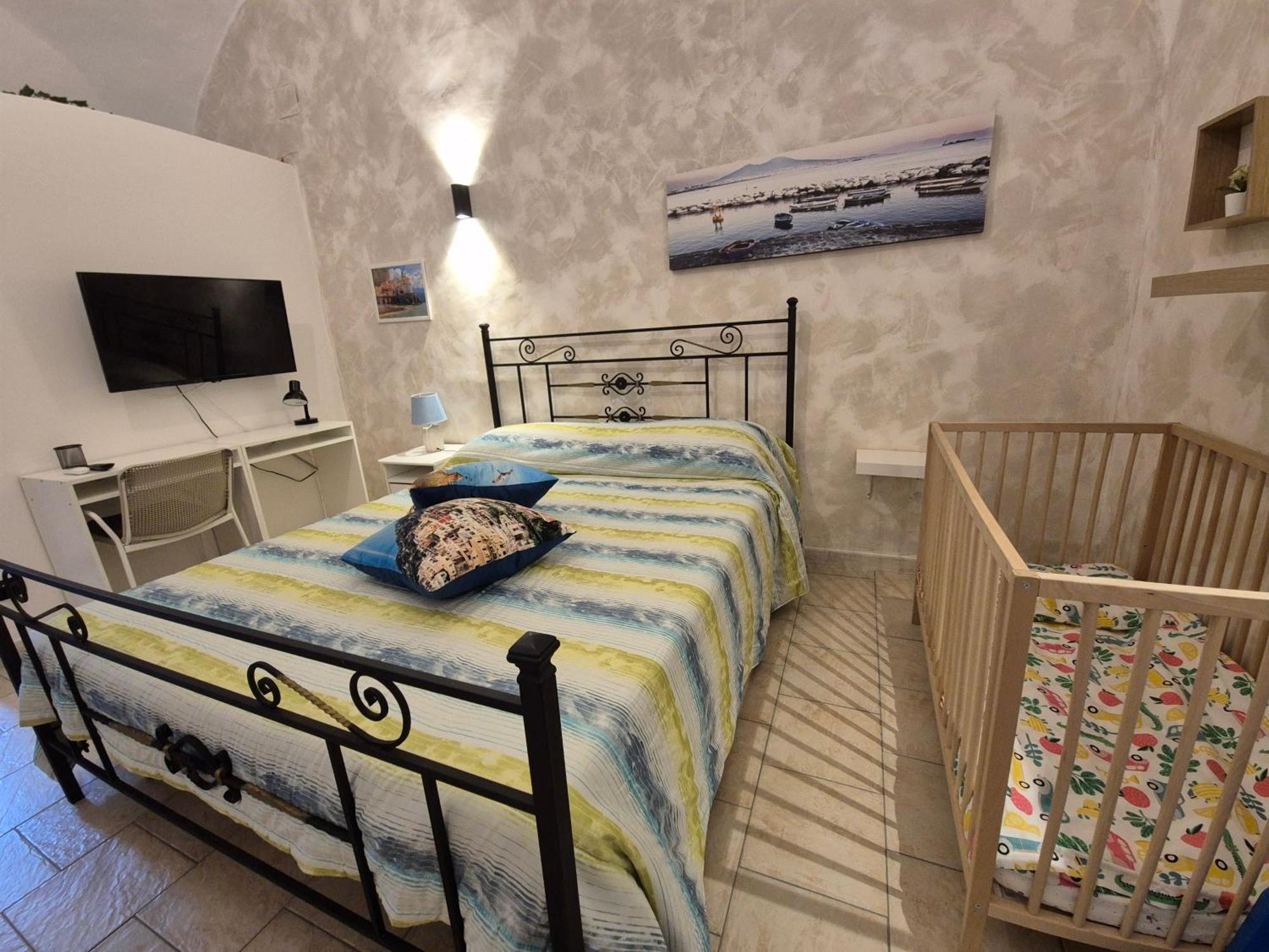 Vietri Casa Vacanze Smeralda Amalfi Coast מראה חיצוני תמונה